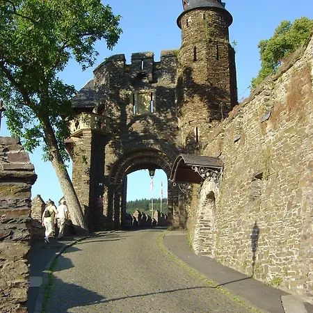 Apartment Stilvolle In Mit Terrasse Cochem